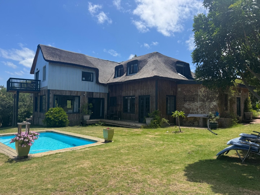 6 Bedroom Property for Sale in Sedgefield Rural Western Cape